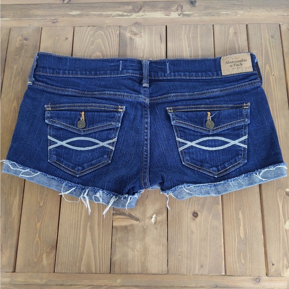 Abercrombie & Fitch Dark Wash Raw Hem Jean Shorts - Picture 8 of 11